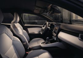 Nové Clio odhaluje interiér