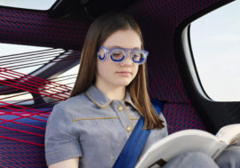 Brýle proti nevolnosti v novém designu (VIDEO)