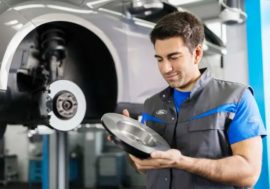 Ford se rozhodl bojovat s nedostatkem vyučených mechaniků (VIDEO)