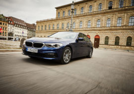 BMW 530e dojede dále v elektrickém režimu