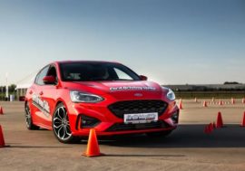 Zdokonalte své řidičské dovednosti s Fordem
