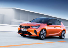 Na stánku Opelu bude ve Frankfurtu živo