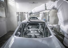 Nová lakovna Audi zvládne hned dvě barvy najednou