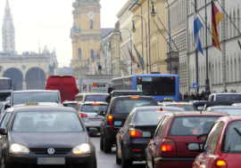 Už cesta do práce nás stojí nemalé peníze