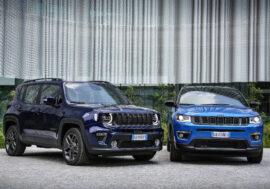 Jeep Renegade 4xe a Compass 4xe dostaly plug-in hybridní pohon