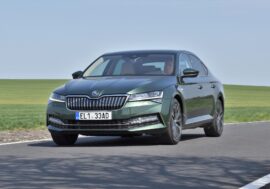 TEST: Škoda Superb iV