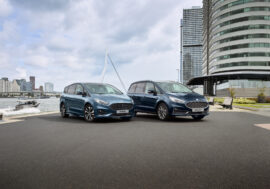 Ford Galaxy a S-Max prořídíte nyní s hybridním pohonem