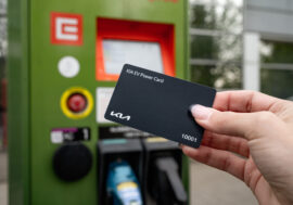 S nabíjecí kartou Kia všude a bez hromady čipů