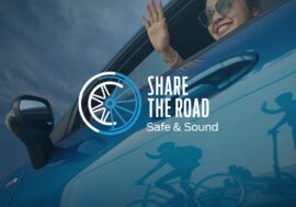 Sluchátka za volantem? Pro mnoho řidičů nebezpečná praxe!