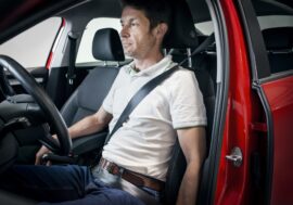 Pohodlná pozice za volantem nemusí být vždy bezpečná
