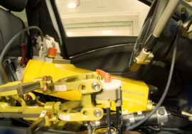 Roboti testují nové Fordy tam, kam se zkušební řidiči neodváží