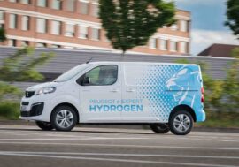 Vodíkový Peugeot e-Exper vstupuje na evropský trh. V České republice zatím nemá potenciál