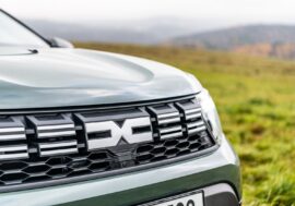 Dacia meziročně navýšila objem registrací. Podíl soukromé klientely vzrostl