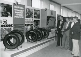 Nahlédněte do 75leté historie české výroby pneumatik