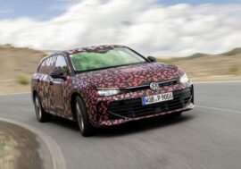 Volkswagen prozradil klíčová vylepšení nového Passatu Variant s předstihem. Premiéru bude mít v srpnu