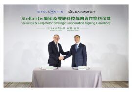 Stellantis investuje do čínské automobilky Leapmotor závratné peníze. Pomůže jí s globální expanzí