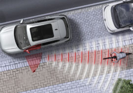 Volkswagen do svých modelů zavádí asistenta bezpečného vystupování