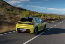 Peugeoty 208 a 2008 se loučí s motorem PureTech 100 ve velké akci na skladové vozy