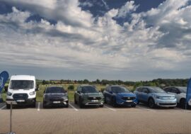Ford na českém trhu dynamicky roste. Boduje zejména v užitkových vozech