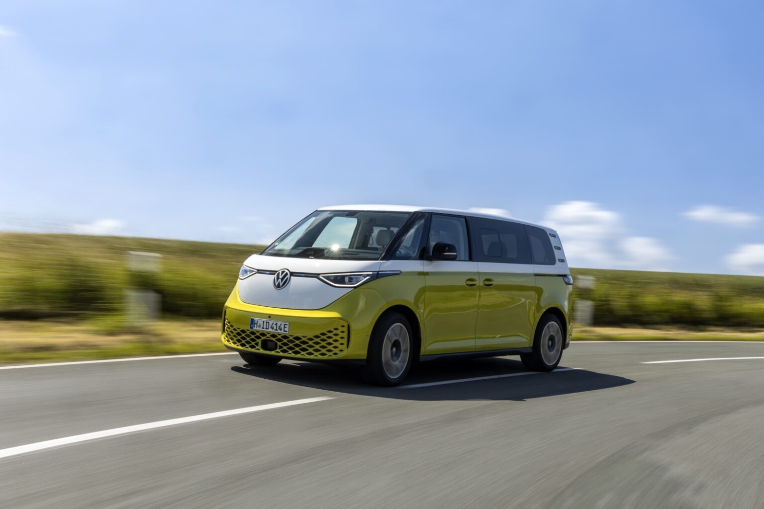 Volkswagen Užitkové vozy zdvojnásobil prodej elektromobilů. Multivan ...