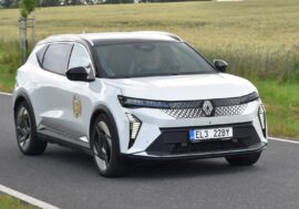 TEST reálné spotřeby: Renault Scenic E-Tech