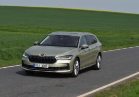 MANAŽER TESTUJE: Škoda Superb Combi 1.5 TSI