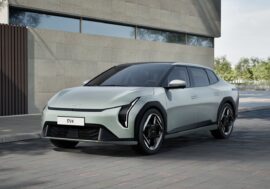 Startuje prodej Kii EV4. Na výběr jsou dvě karosářské varianty