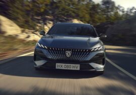 Peugeot 308 cílí na digitálně orientované řidiče. Fleety podpoří praktičností