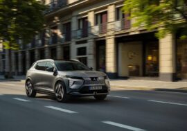 Mitsubishi Eclipse Cross přichází z elektrickým pohonem a 8letou zárukou. Výbavou uspokojí i náročné zákazníky