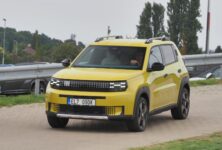 Fiat přidává benzínový základ pro Grande Pandu a 600. Motorizace 1.2 Turbo 74 kW startuje od 379.900 Kč