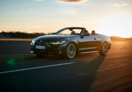 BMW zavádí silnější šestiválce, novou komfortní techniku a elegantnější barvy