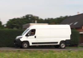 Dodávky nad 2,5 tuny dostanou od července tachografy. Povinnost se ale netýká všech, vysvětlíme