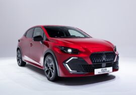 Renault Clio pokračuje šestou generací. Takovou porci výbavy a techniky čekal málokdo