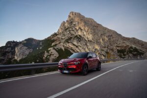 Alfa Romeo Junior v edici Sport Speciale nabídne prémiové prvky jako modernizované Tonale