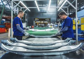 V Kopřivnici vznikají karosářské díly nejen pro modely Škoda. Na jedné lince jich vzniklo 10 milionů