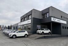 KGM Actyon nyní koupíte v hybridním provedení se solidním výkonem a lákovou spotřebou. Nestojí ani milion