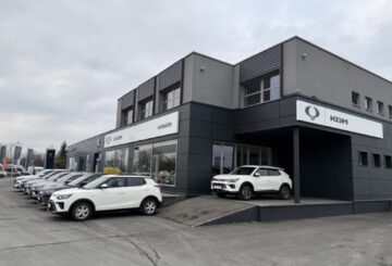 KGM Actyon nyní koupíte v hybridním provedení se solidním výkonem a lákovou spotřebou. Nestojí ani milion