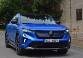 TEST: Renault Rafale E-Tech 4×4, 300 k