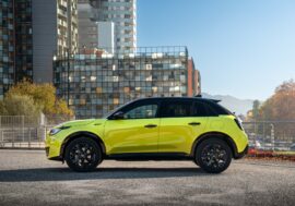 Fiat 600 přijíždí s ostřejším výrazem linie Sport. Bude sedět mladým rodinám