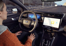 Modernizovaný Ford Puma dojede dál a přijal asistovanou jízdu