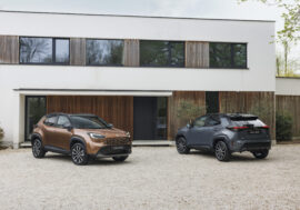 Modernizovaná Toyota Yaris Cross chce zůstat hvězdou mezi malými crossovery. Takhle na to půjde