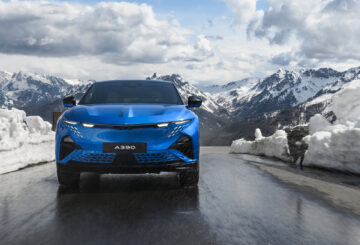 Alpine A390 jde do prodeje ve dvou verzích GT a GTS. Obě s třímotorovým AWD a baterií 89 kWh