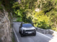 Jeep rozšiřuje nabídku Compassu. Přidává elektrickou verzi s dojezdem 674 km a verzi do terénu