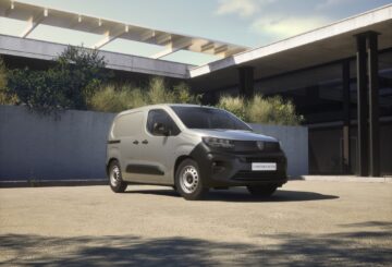 Peugeot Partner slaví 30 let. Nová verze Active míří na praktičtější práci v dodávce