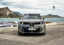 Nové BMW X5 má české ceny. Dorazí diesel, benzin, plug-in hybridy i elektrická verze