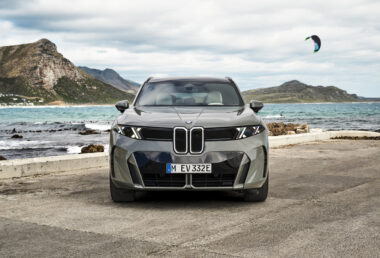 Nové BMW X5 má české ceny. Dorazí diesel, benzin, plug-in hybridy i elektrická verze