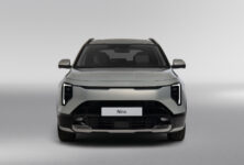 Kia Niro má české ceny. Modernizovaný hybrid začíná na 714.980 Kč
